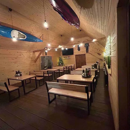 Ostello I Nad Przelomem Dunajca-sauna & Balia *